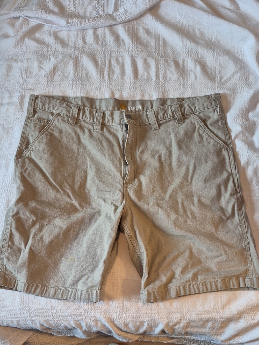 Carhartt men's size 44 relaxed fit shorts, style 102514-232 VGUC